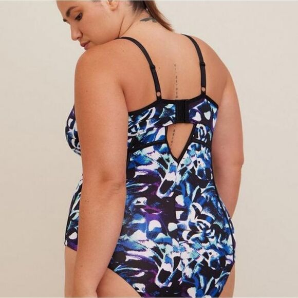 Underwire bodysuit microfiber butterfly 🦋 wings - Picture 3 of 4